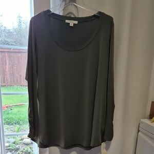Sejour Olive Green Long Sleeve Scoop Neck Top With Ruched Cuffs